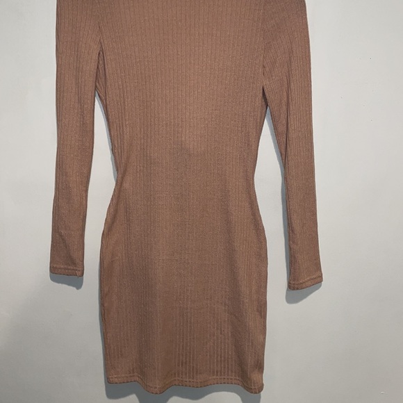 Shein Open Back Knit Sweater Dress. Size XS. EUC - Picture 3 of 8
